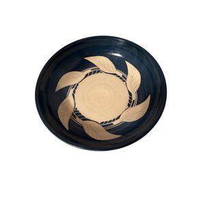Handcrafted Ceramic Decorative Bowl With Leaf Design